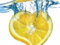 ۱۱ خاصیت بی‌نظیر آب لیمو که از آن‌ها بی‌خبرید.