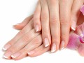 ۸ روش موثر برای درمان خشکی پوست دست ! - ZibNote