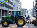 تصاویری جالب از اعتراضات دامداران و کشاورزان اروپایی