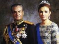 عکسی جالب از شاه و فرح پهلوی در حال خوردن آبگوشت