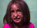دختر ۶ ساله ایرانی نمی تواند به چهره اش در آیینه نگاه کند.(+۱۸) | کاپـیـسـ ، اموزشی ، تفریحی ، زندگی مدرن،تکنولوژی