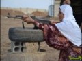 وانا سنتر - عکس/ پیرزنان کوبانی پابه پای جوانان در میدان نبرد با داعش