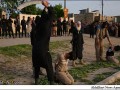 گردن زدن دو مرد در ملأ عام به وسیله داعش   عکس(۱۸ )