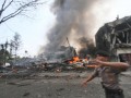 سقوط هواپیمای اندونزی وسط شهر /عکس ها