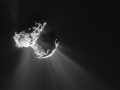 مشاهده گودالی غول پیکر بر روی سطح دنباله دار رزتا | آستروپدیا