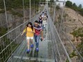 طولانی ترین پل شیشه ای دنیا؛ ترسناک اما فوق العاده! | میهن بنا