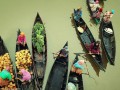 بازارهای شناور اندونزی(تصاویر)
