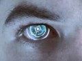تزریق گجت الکترونیکی در چشم، توسط شرکت گوگل