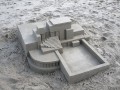ساخت قلعه های شنی با الهام از سبک مدرنیسم