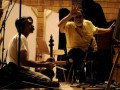 کیهان کلهر در حال نواختن کمانچه کنار کارگردان «پدرخوانده» / عکس | شهر کنسرت (آی‌کنسرت‌سیتی!)