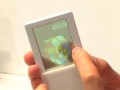 اولین تلفن همراه جهان مجهز به صفحه نمایش‌ ترانما