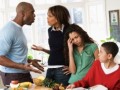 چگونه با عادات بد خانواده‌تان کنار بیایید - مینی فید