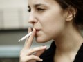 خانم‌ها می‌توانند برای ترک سیگار از چرخه قاعدگی‌شان کمک بگیرند - روژان